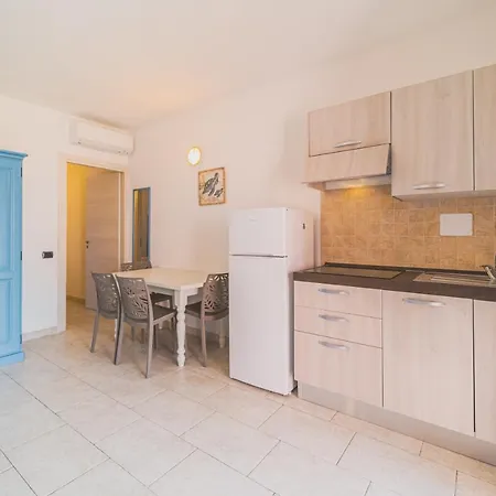 Aparthotel Rosi 3*